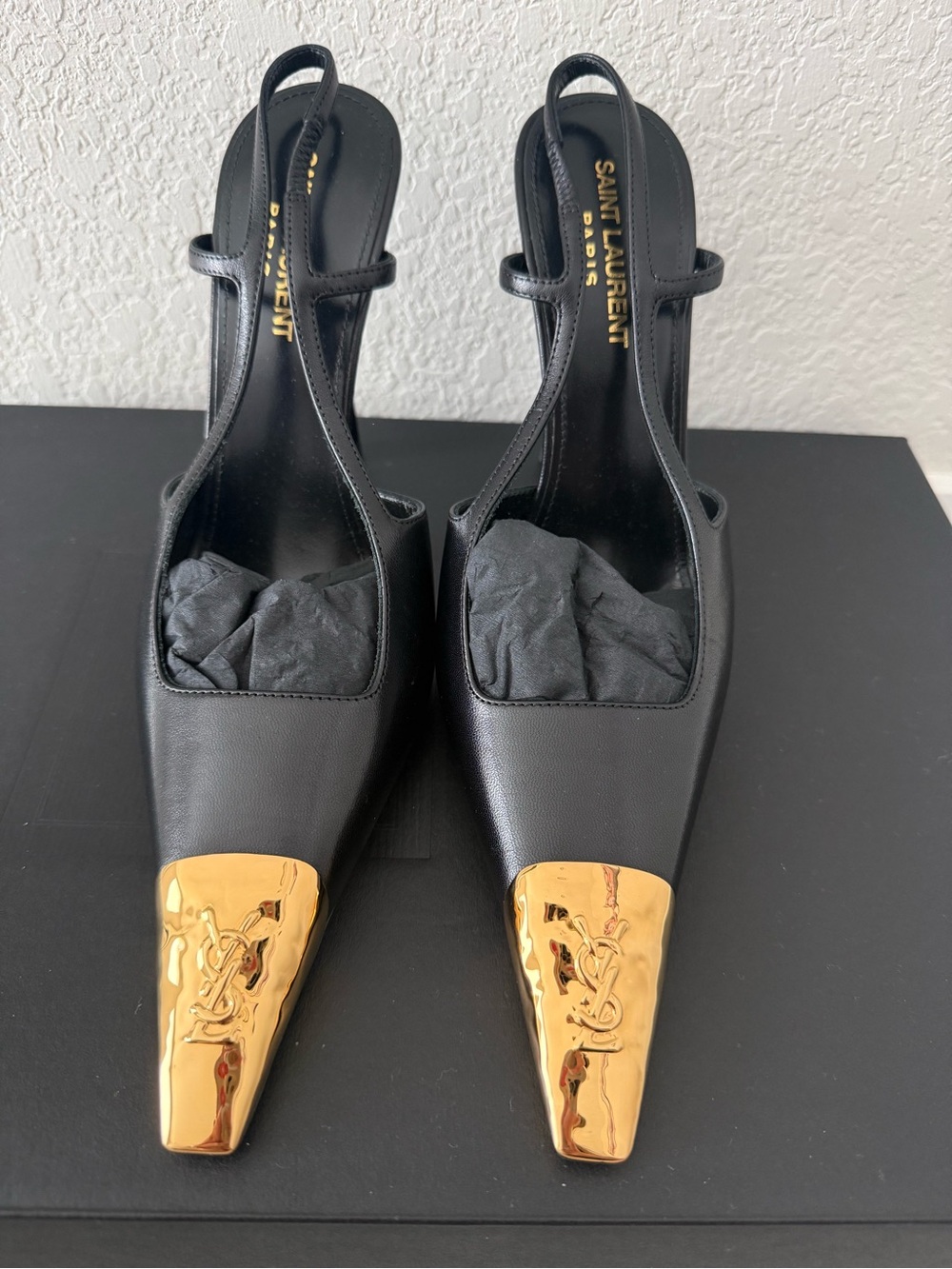 Saint Laurent Jeanne Slingback Pumps In Smooth Leather, Black & Gold Size 38